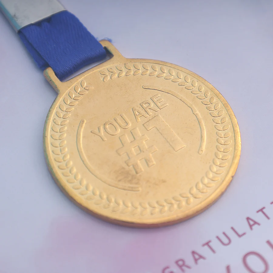 Best Teacher Medal - Image 4