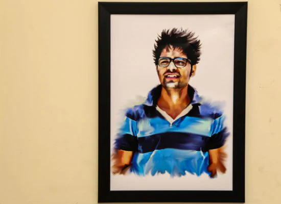 Digital Portraits - A3 Frame - Image 5