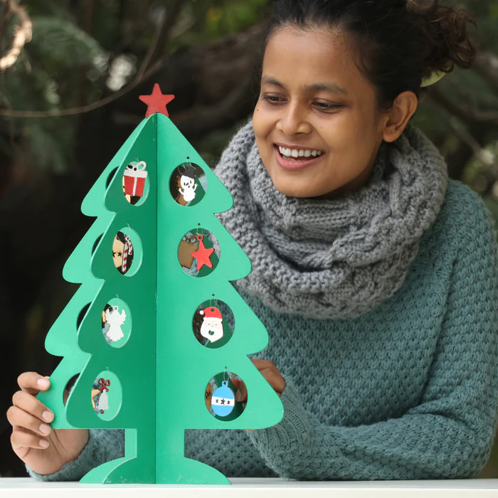 DIY Christmas Tree - Image 2
