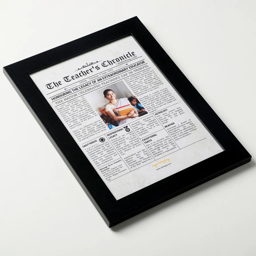 Teacher's Day Chronicle Frame - Image 3